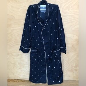 Nautica Sleepwear Robe Navy and White Belted Pockets Cotton Mens S/M.